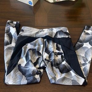 Calia leggings size small